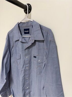 Wrangler Light Blue Men's Casual Button Down Shirt